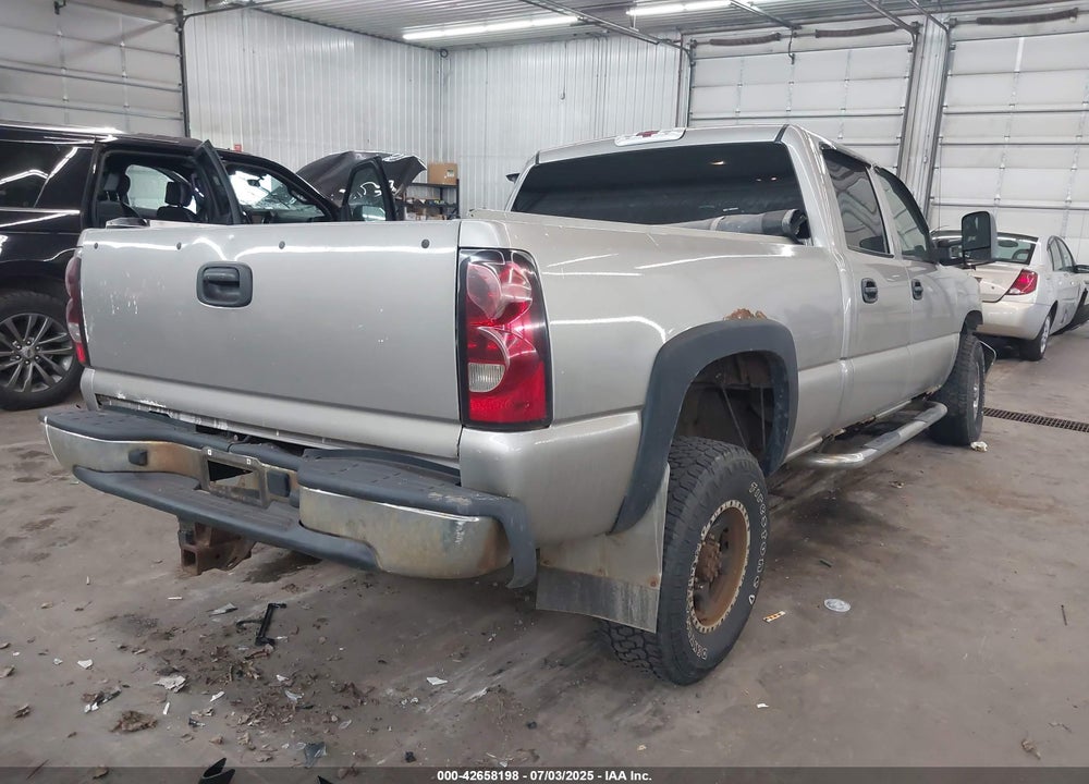 2003 CHEVROLET SILVERADO 2500HD LS VIN: 1GCHK23153F149356