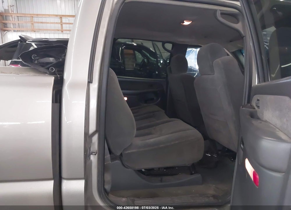 2003 CHEVROLET SILVERADO 2500HD LS VIN: 1GCHK23153F149356