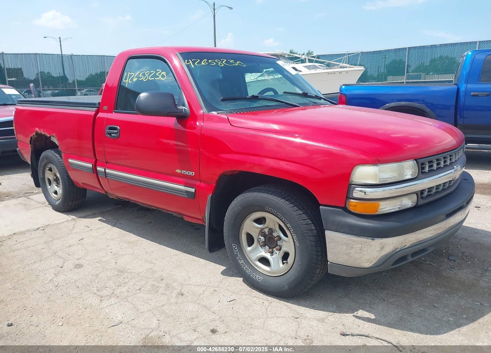 1999 CHEVROLET SILVERADO 1500 VIN: 1GCEC14W5XZ135708