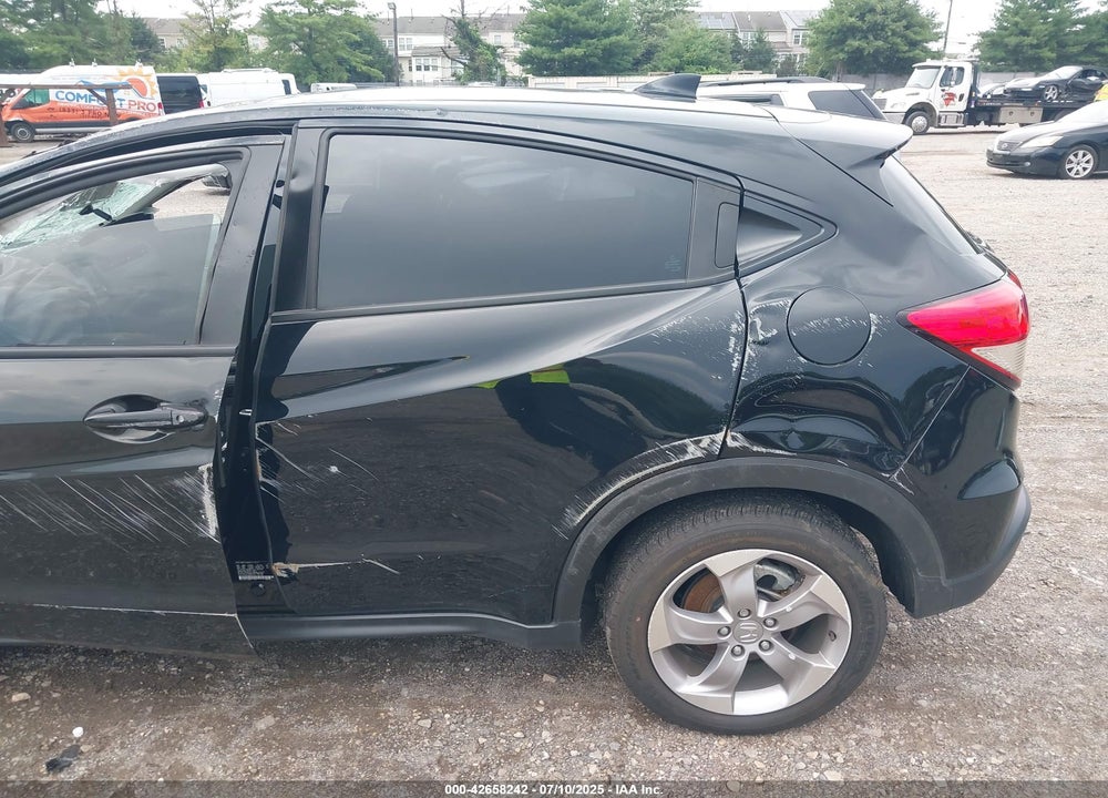 2022 HONDA HR-V AWD LX VIN: 3CZRU6H36NM703730