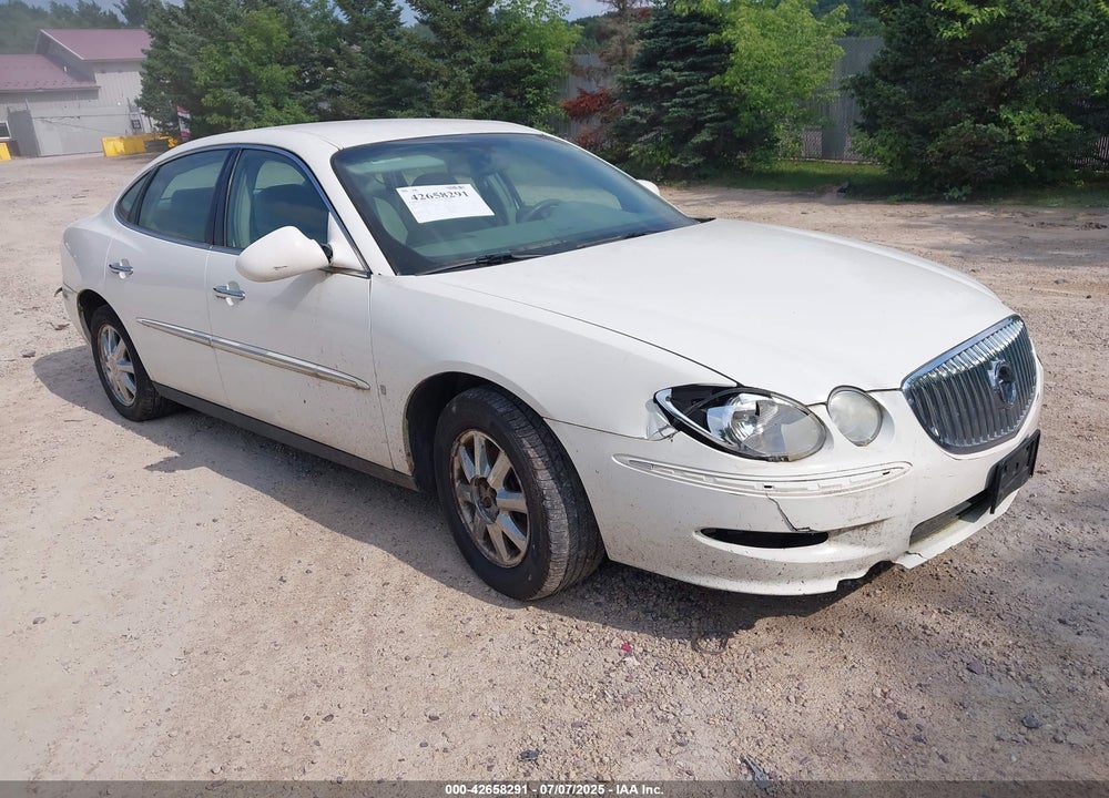 2008 BUICK LACROSSE CX VIN: 2G4WC582581160570