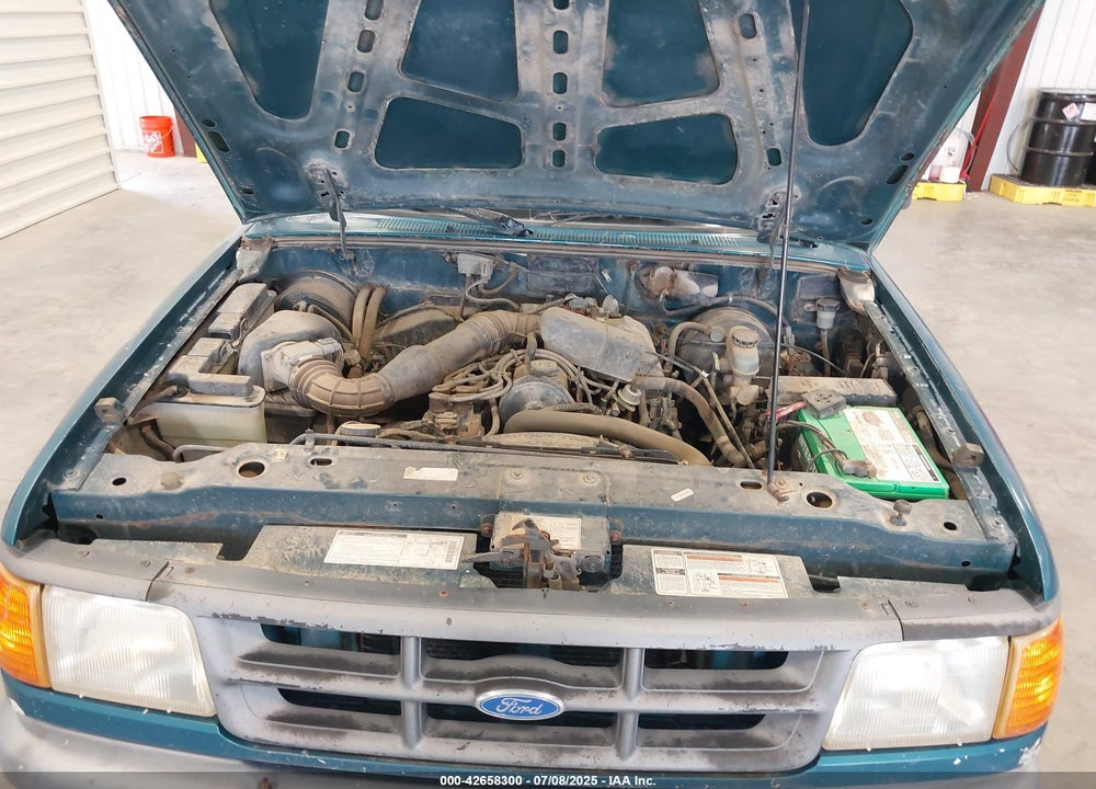 1994 FORD RANGER VIN: 1FTCR10A3RUD35437
