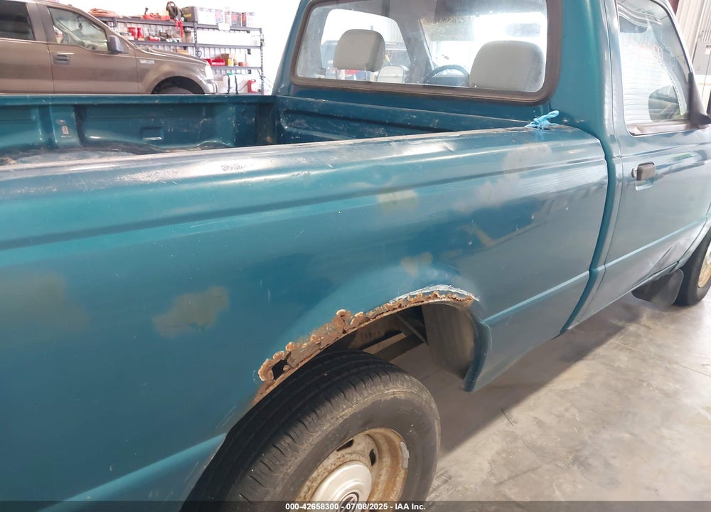 1994 FORD RANGER VIN: 1FTCR10A3RUD35437
