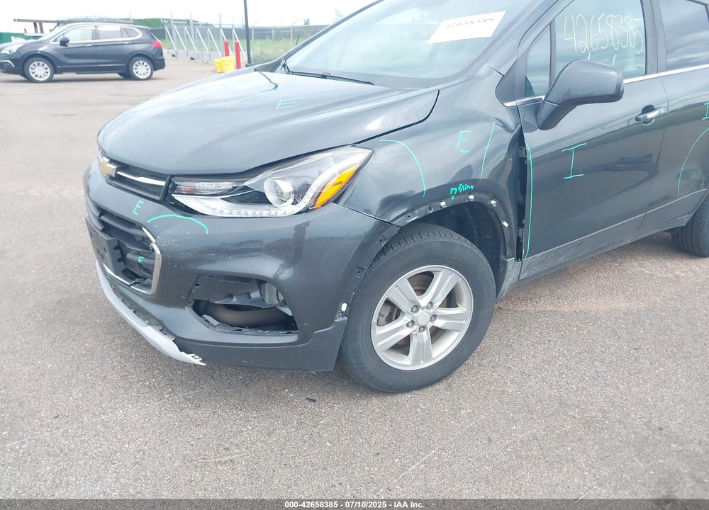 2018 CHEVROLET TRAX LT VIN: 3GNCJPSB8JL149401