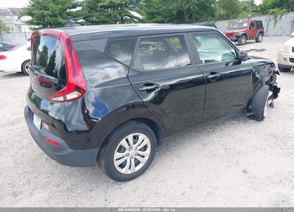 2021 KIA SOUL VIN: KNDJ23AUXM7788056