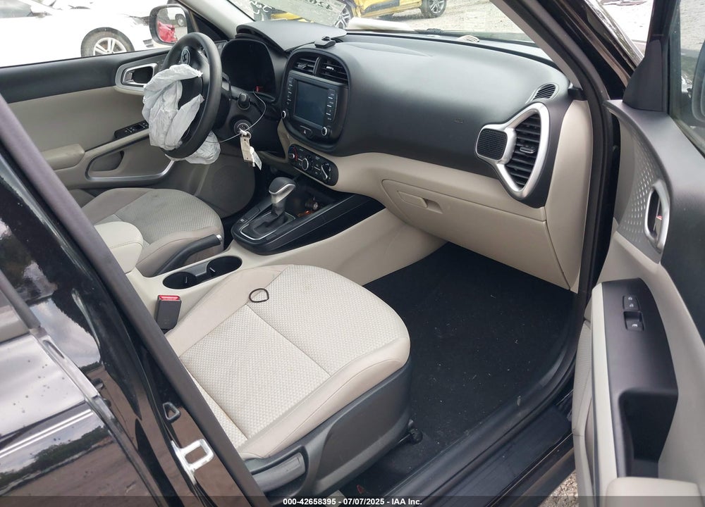 2021 KIA SOUL VIN: KNDJ23AUXM7788056