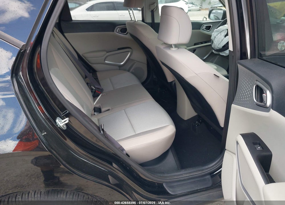 2021 KIA SOUL VIN: KNDJ23AUXM7788056