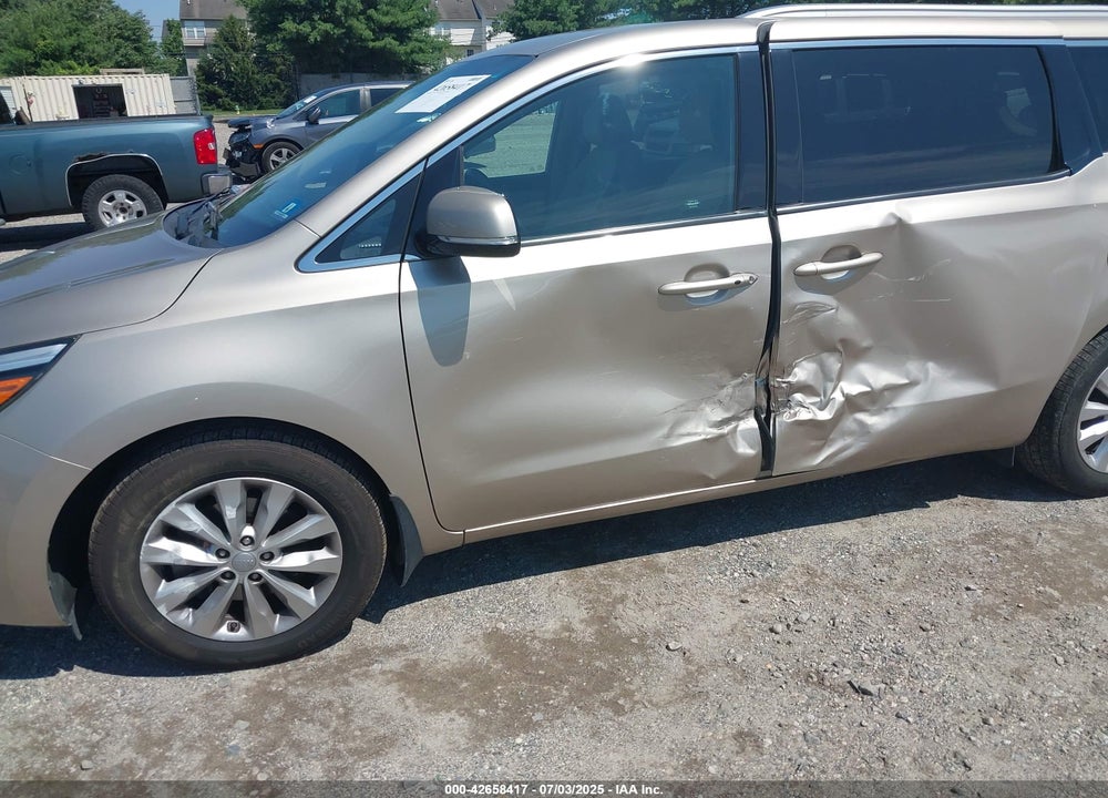 2016 KIA SEDONA VIN: KNDMC5C14G6138433