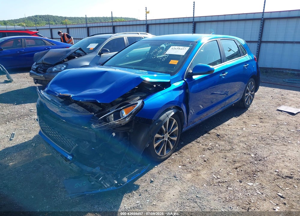 2018 HYUNDAI ELANTRA GT VIN: KMHH35LEXJU066818