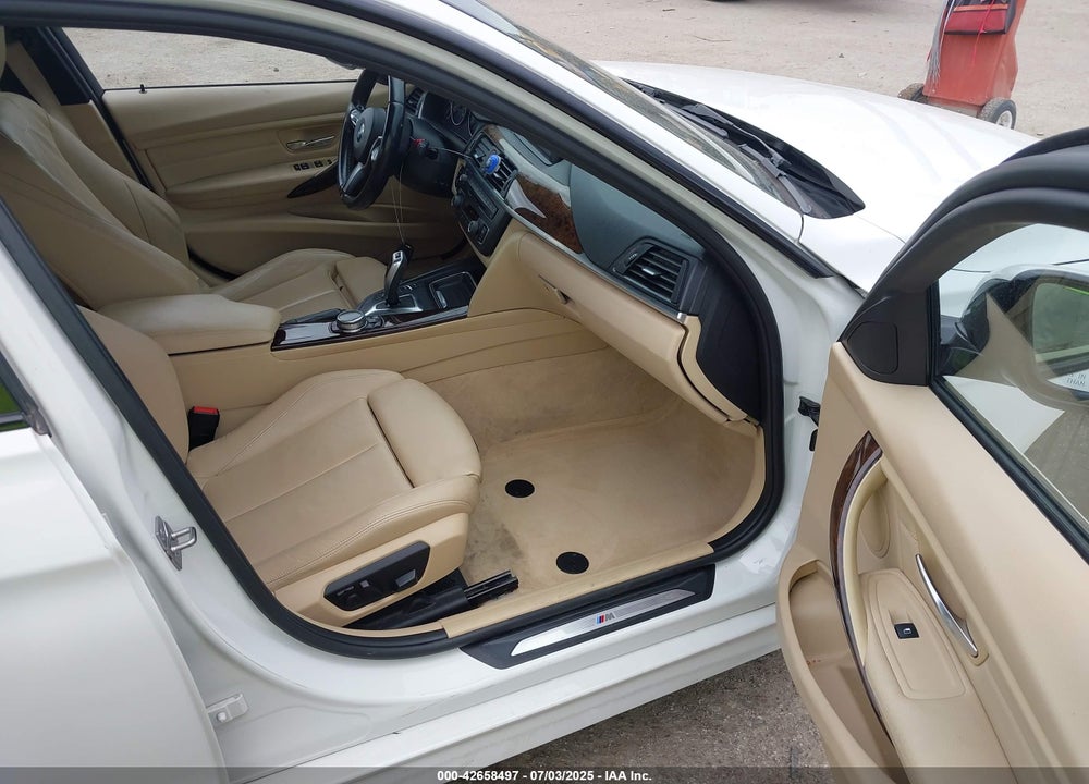 2014 BMW 3 SERIES VIN: WBA3A5C57EF605794