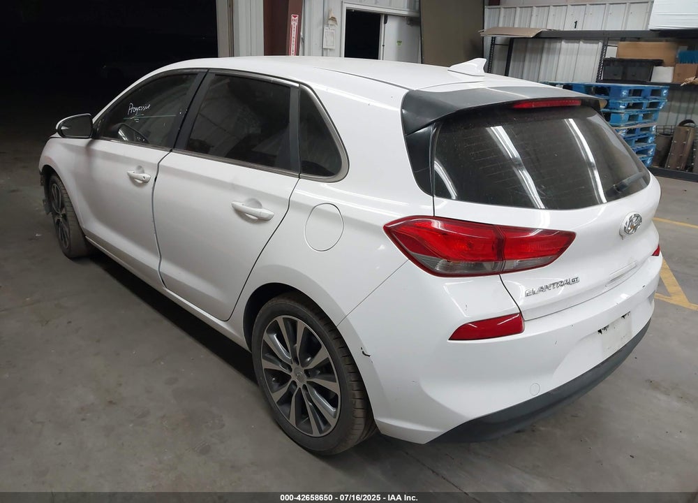 2018 HYUNDAI ELANTRA VIN: KMHH35LE3JU022563