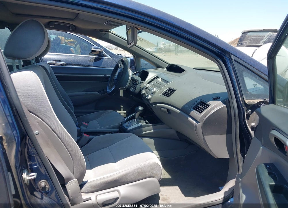 2007 HONDA CIVIC VIN: 1HGFA16807L111524