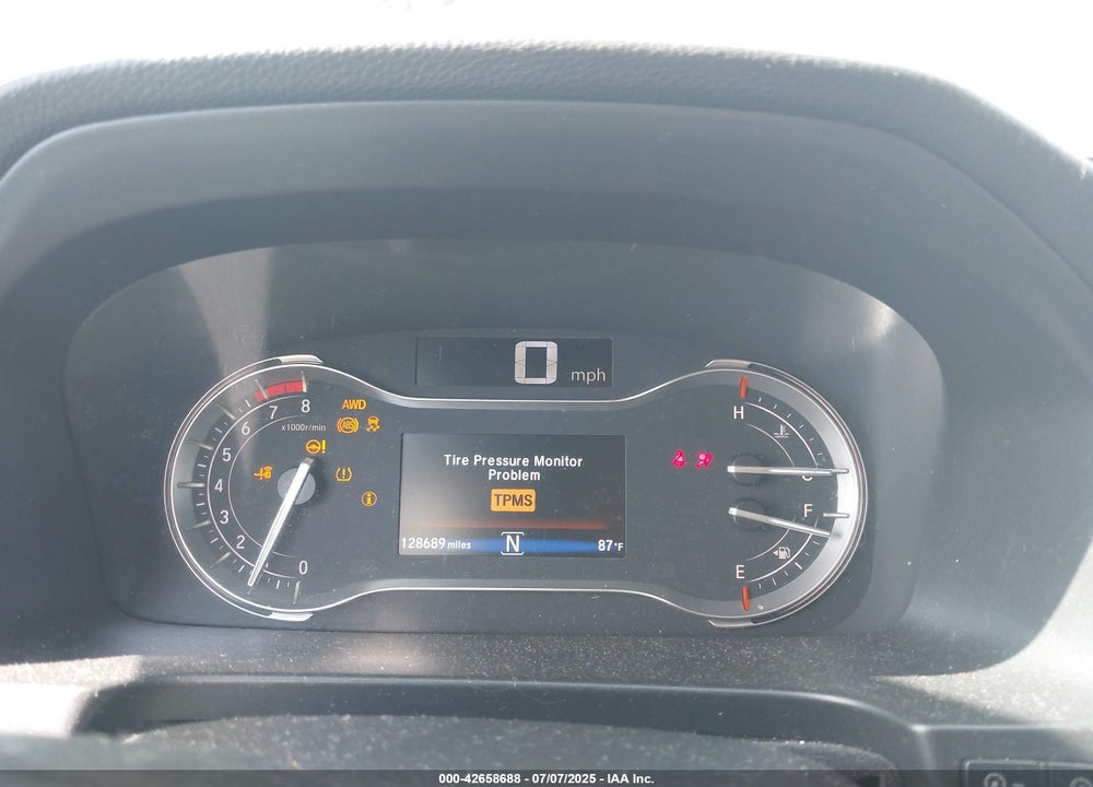 2017 HONDA PILOT VIN: 5FNYF6H50HB083964