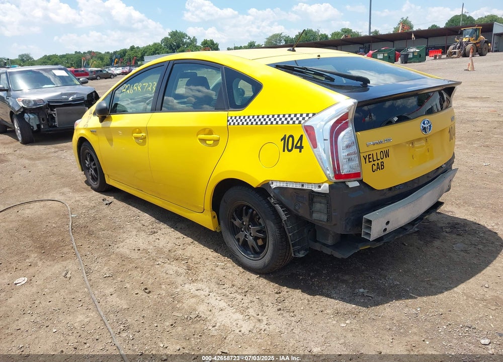 2013 TOYOTA PRIUS VIN: JTDKN3DU0D5575913