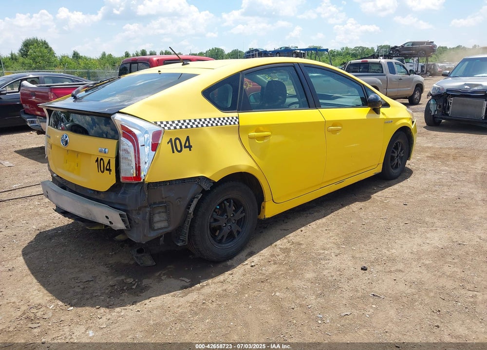 2013 TOYOTA PRIUS VIN: JTDKN3DU0D5575913