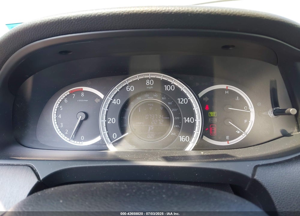 2015 HONDA ACCORD VIN: 1HGCR3F83FA008311