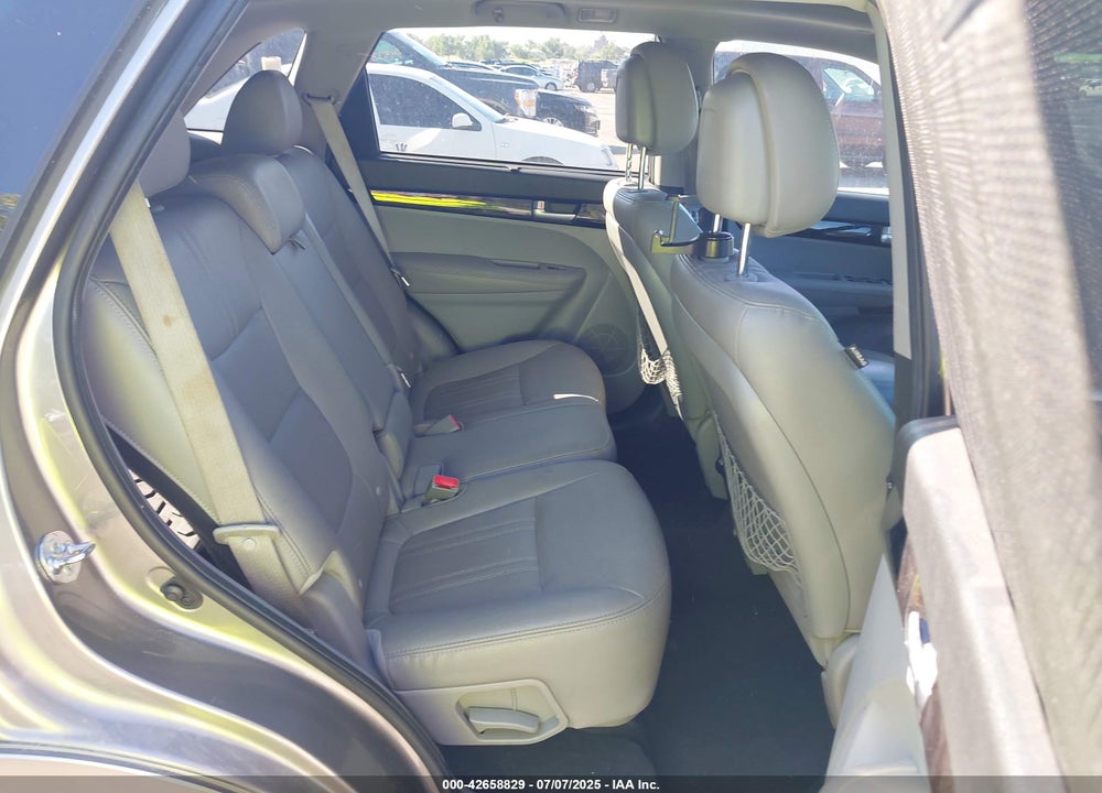 2014 KIA SORENTO SX VIN: 5XYKW4A7XEG499305