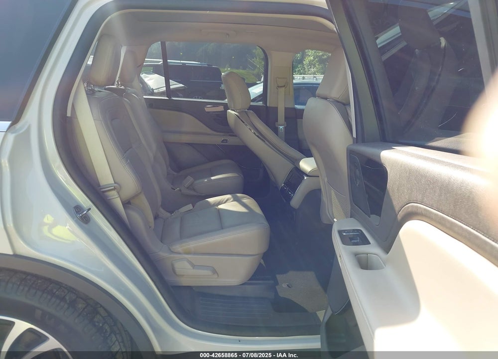 2022 LINCOLN AVIATOR VIN: 5LM5J7WC8NGL16962