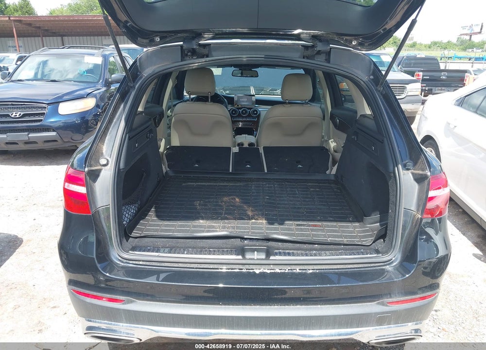 2018 MERCEDES-BENZ GLC 300 VIN: WDC0G4JB0JV114162
