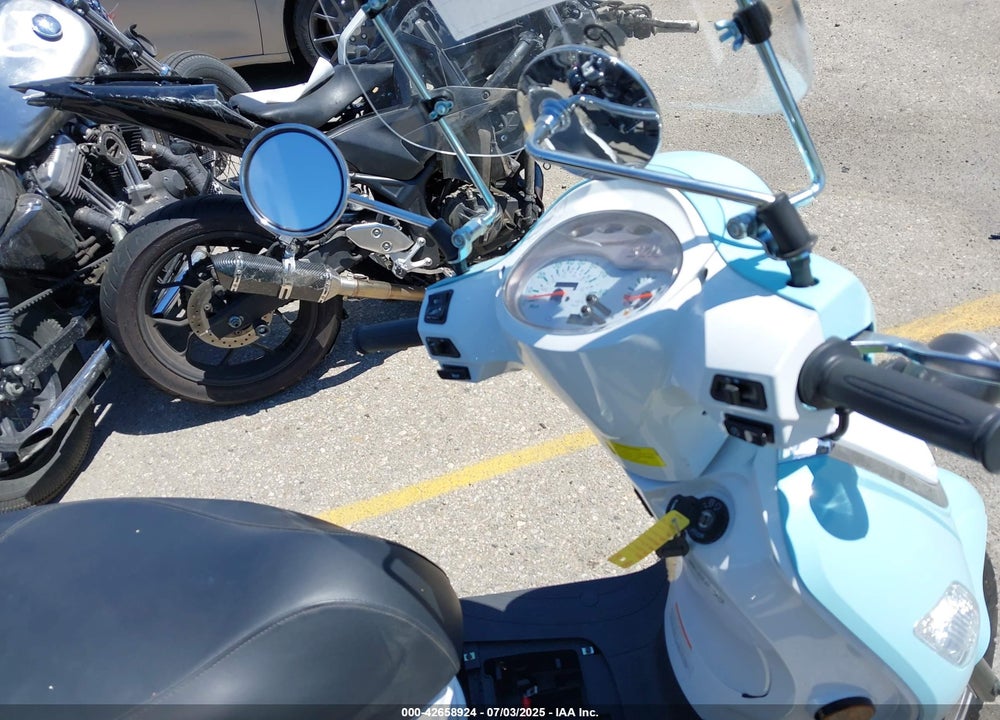 2018 SYM SCOOTER VIN: RFGBS1LEXJXXA3090