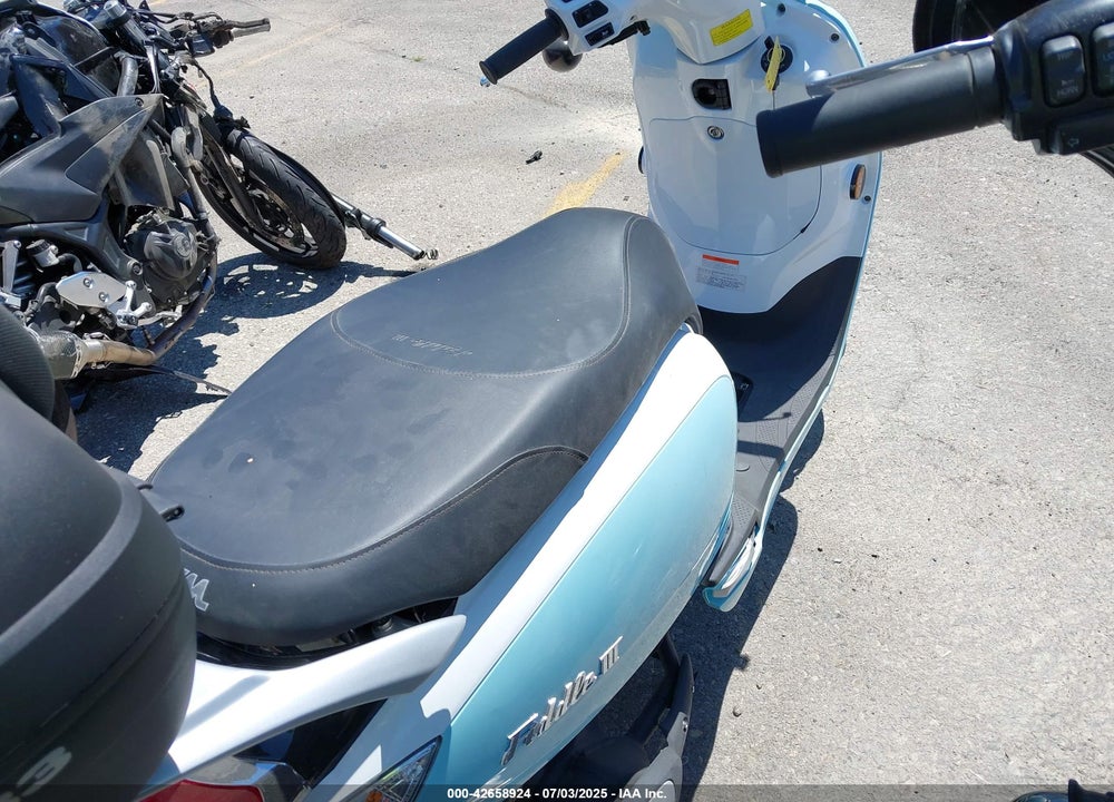 2018 SYM SCOOTER VIN: RFGBS1LEXJXXA3090