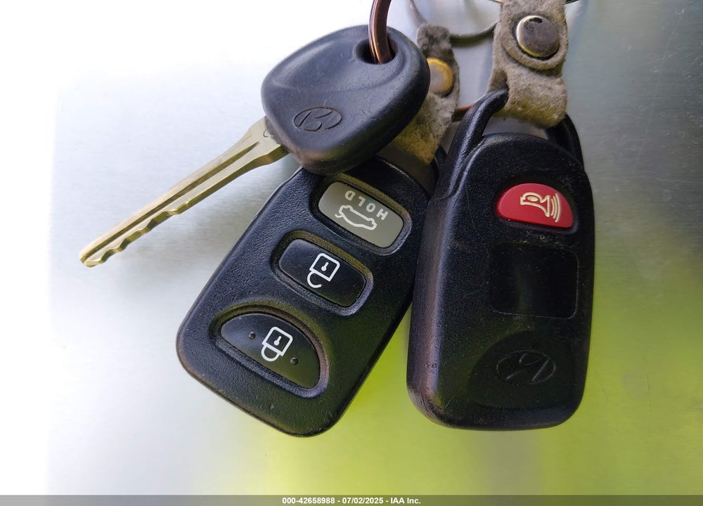2013 HYUNDAI ELANTRA VIN: KMHDH6AE7DU006394