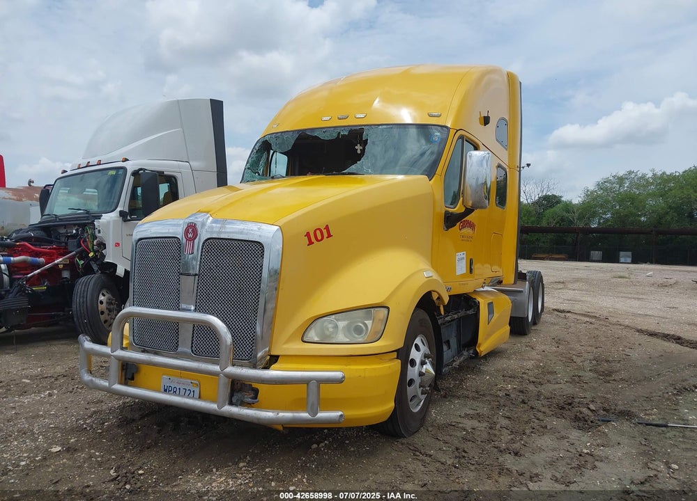2011 KENWORTH CONSTRUCTION T700 VIN: 1XKFD49X6BJ291921