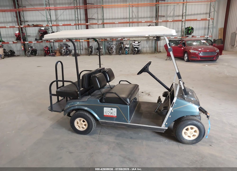 2004 CLUB CAR GOLF CART VIN: A9842-706049