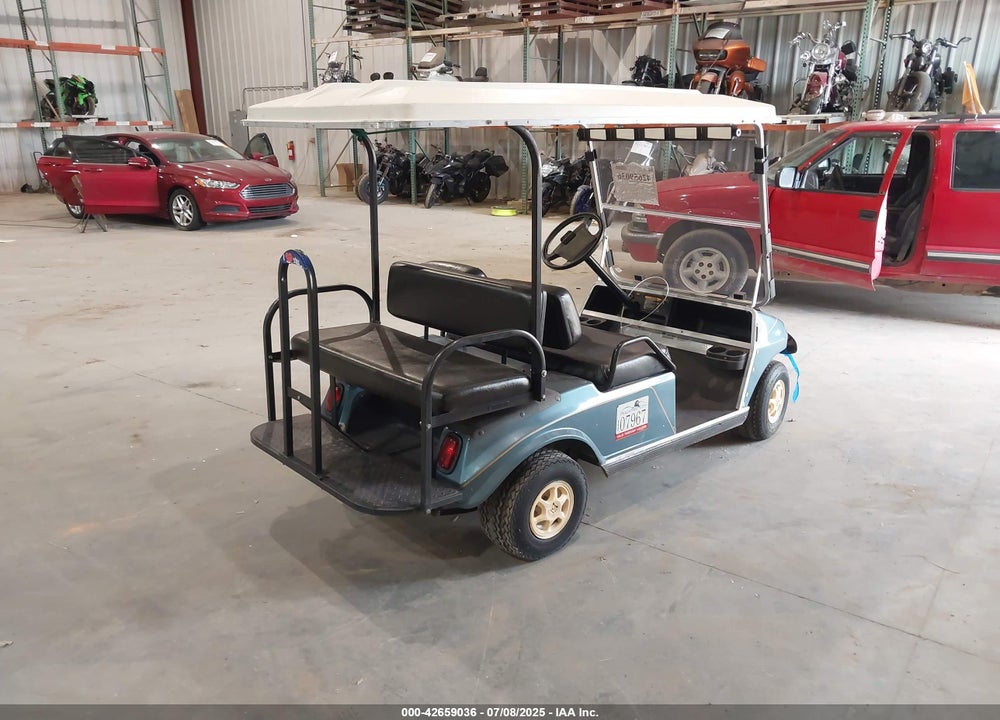 2004 CLUB CAR GOLF CART VIN: A9842-706049
