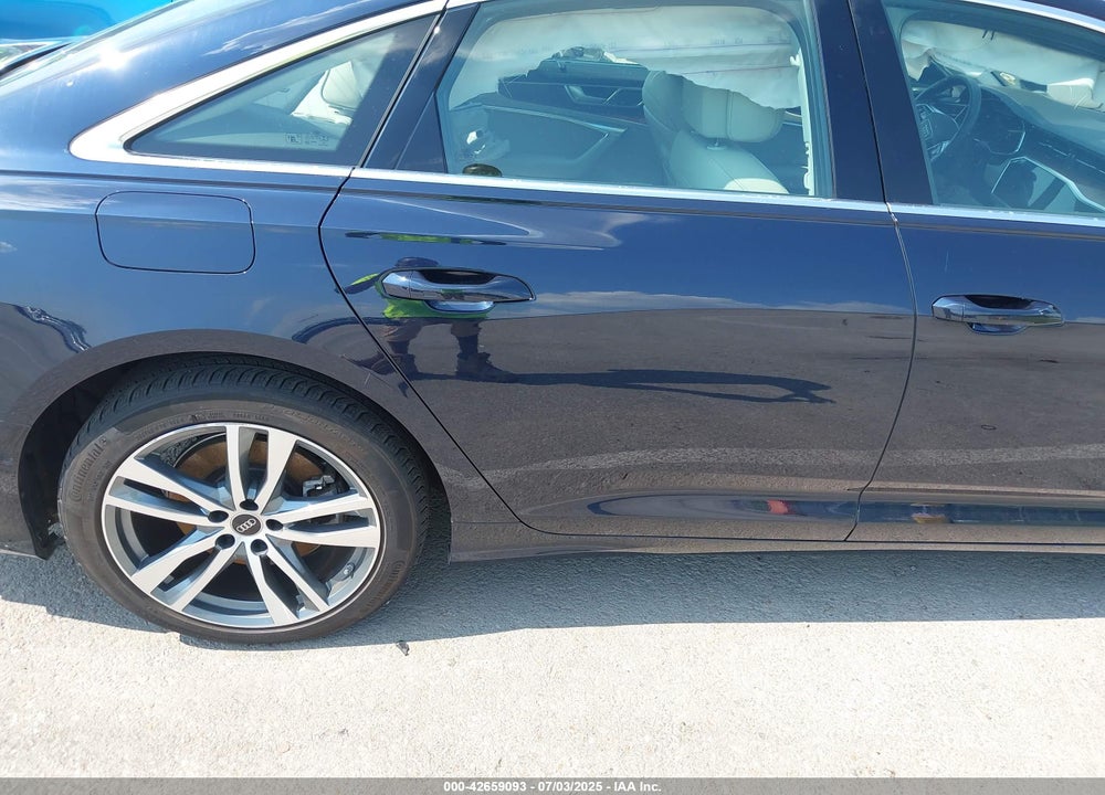 2022 AUDI A6 VIN: WAUM2BF25NN055180