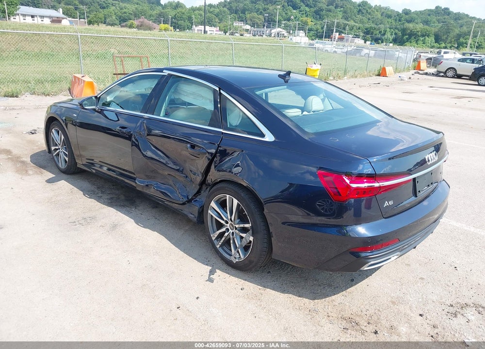 2022 AUDI A6 VIN: WAUM2BF25NN055180
