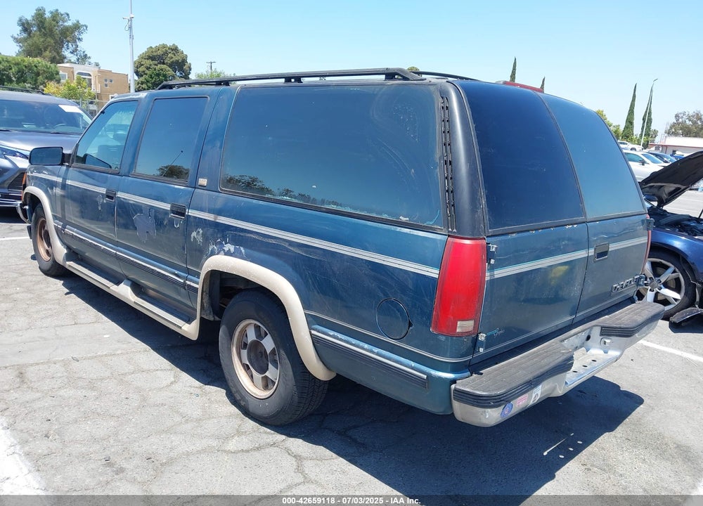 1994 CHEVROLET SUBURBAN C1500 VIN: 1GNEC16K4RJ314471