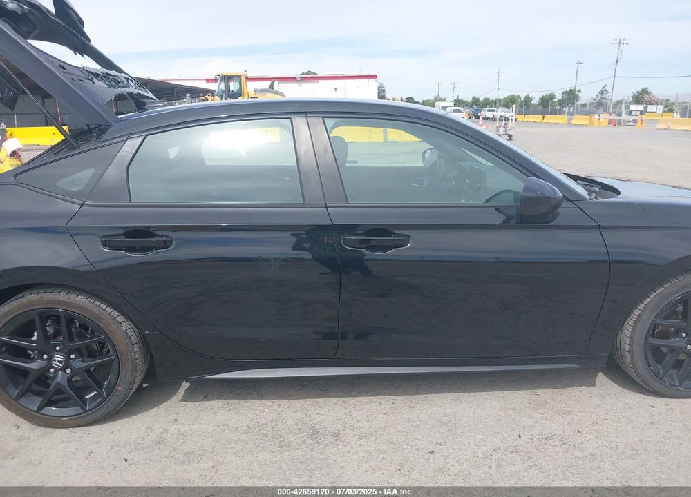 2024 HONDA CIVIC VIN: 19XFL2H85RE001687