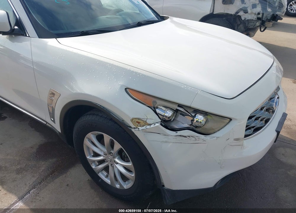 2011 INFINITI FX35 VIN: JN8AS1MU5BM710884