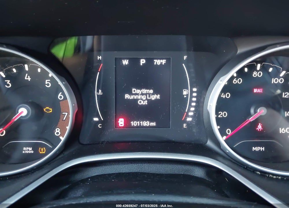 2018 JEEP COMPASS VIN: 3C4NJDBB2JT283644