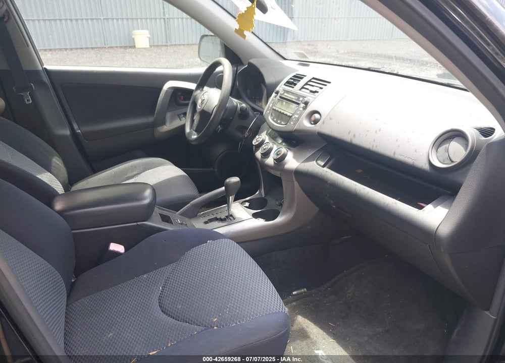 2007 TOYOTA RAV4 VIN: JTMBD32V076024717