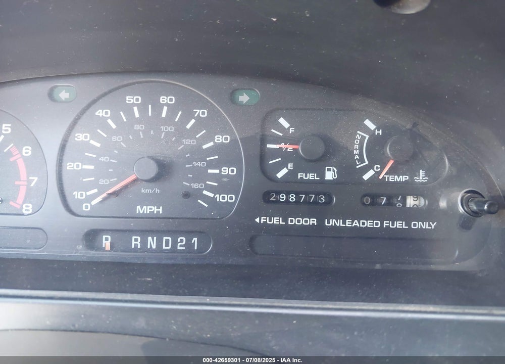 1996 MERCURY VILLAGER VIN: 4M2DV11W8TDJ61652
