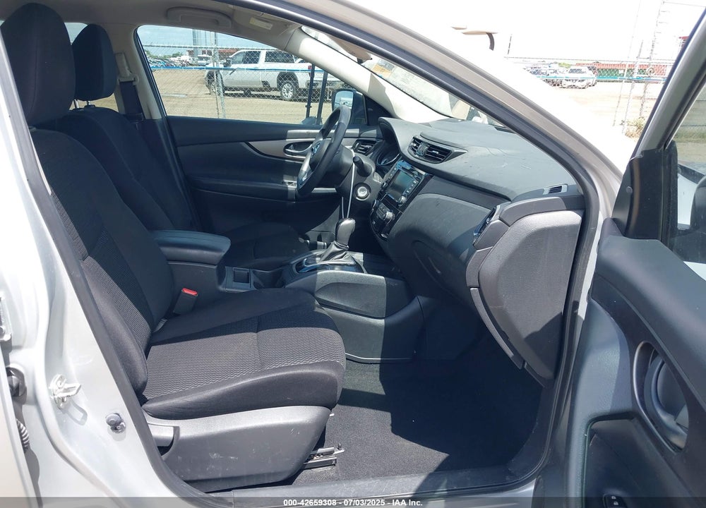 2021 NISSAN ROGUE SPORT VIN: JN1BJ1AV6MW569172