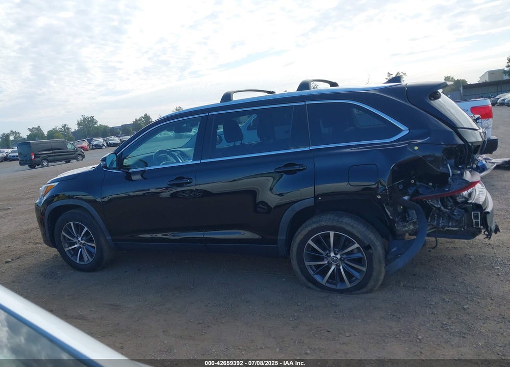 2019 TOYOTA HIGHLANDER VIN: 5TDKZRFH9KS332308