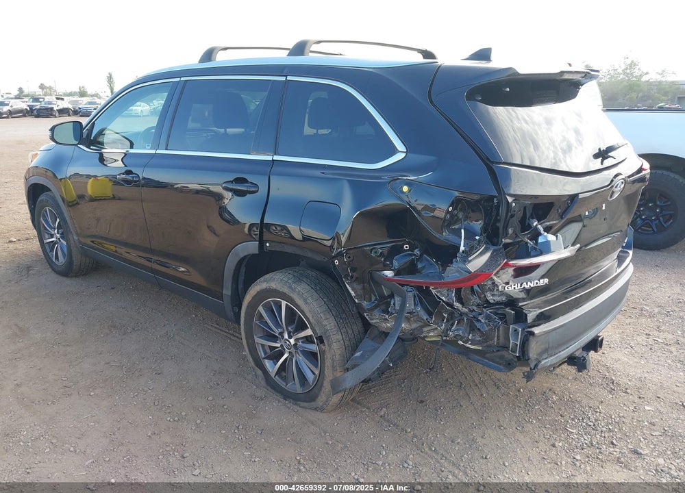 2019 TOYOTA HIGHLANDER VIN: 5TDKZRFH9KS332308