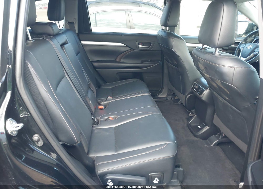 2019 TOYOTA HIGHLANDER VIN: 5TDKZRFH9KS332308