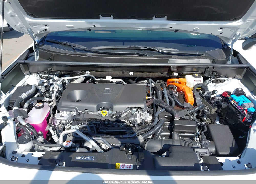 2025 TOYOTA RAV4 VIN: JTMEB3FVXSD257490