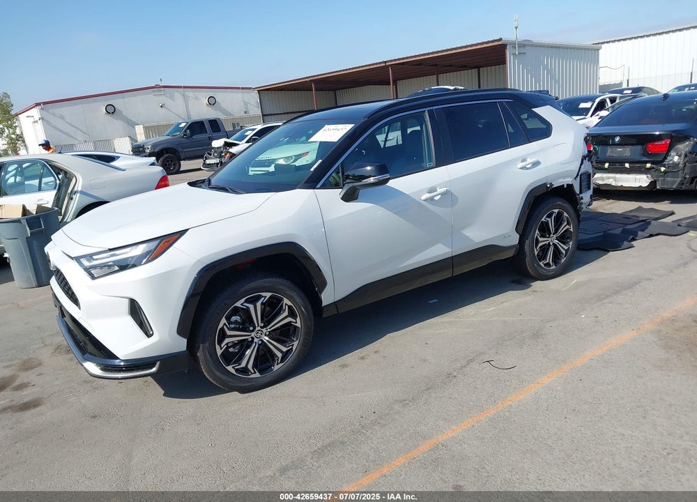 2025 TOYOTA RAV4 VIN: JTMEB3FVXSD257490