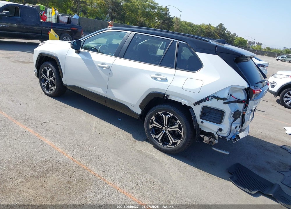 2025 TOYOTA RAV4 VIN: JTMEB3FVXSD257490
