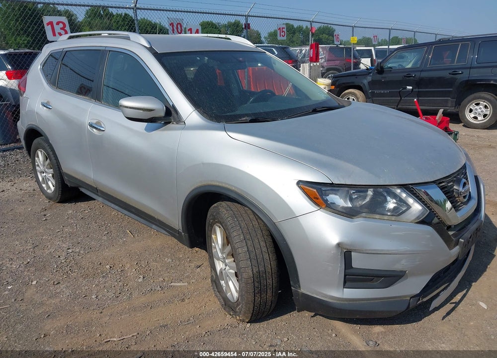 2017 NISSAN ROGUE SV VIN: KNMAT2MV7HP552899