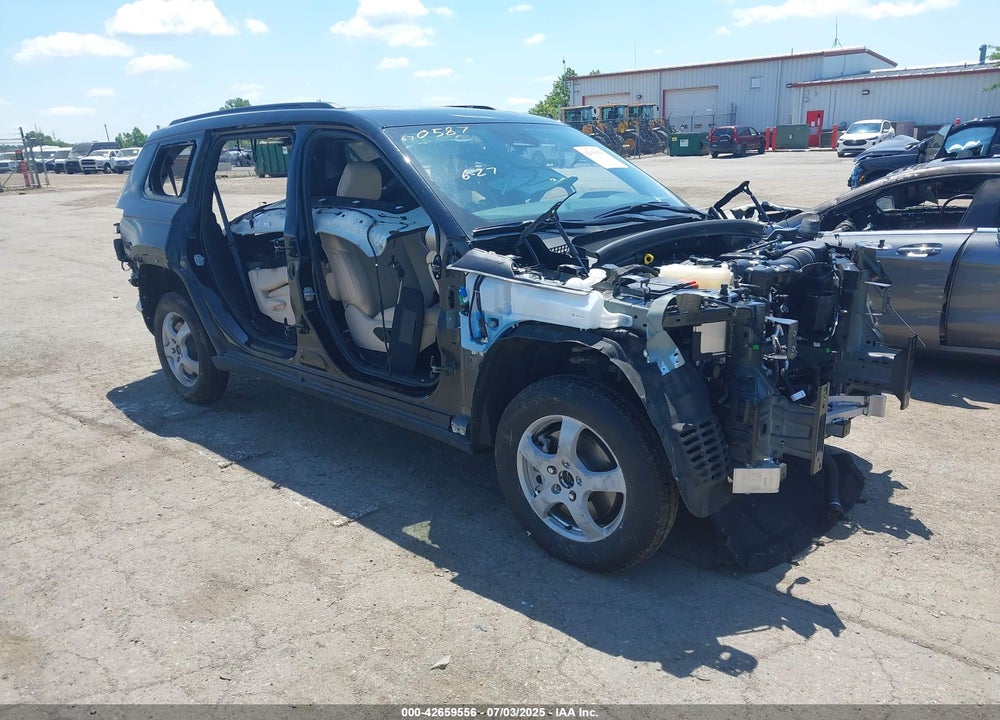 2025 JEEP GRAND CHEROKEE L LIMITED 4X4 VIN: 1C4RJKBGXS8670587