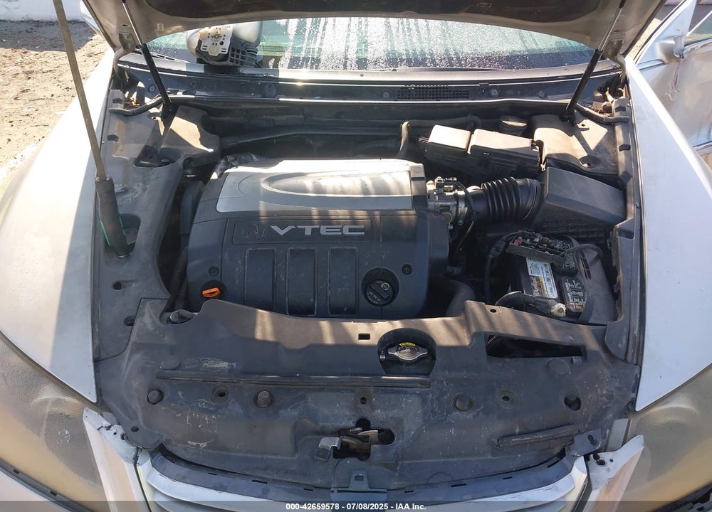 2007 ACURA RL 3.5 VIN: JH4KB16617C004862