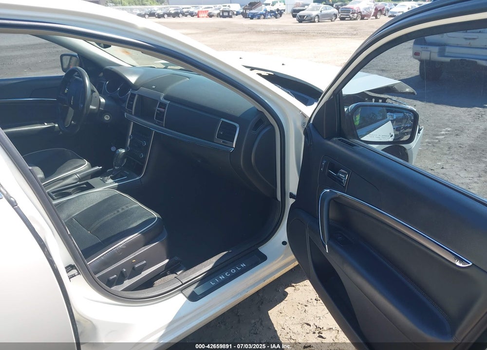 2012 LINCOLN MKZ VIN: 3LNHL2GC0CR820925