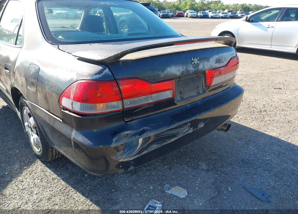 2001 HONDA ACCORD 2.3 EX VIN: 1HGCG658X1A105247