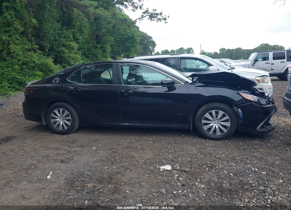 2022 TOYOTA CAMRY VIN: 4T1C31AK3NU570645